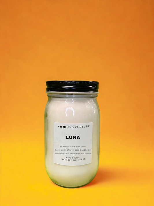 Luna 14oz Candle